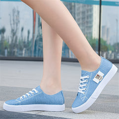 Anna – Timeless Low-Top Sneakers