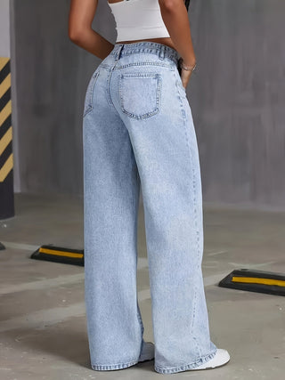 Anthea – Trendy High-Waisted Denim