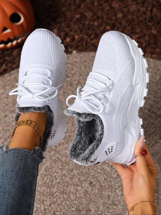 Cynthia – Comfortable Outdoor and Indoor Winter Boots