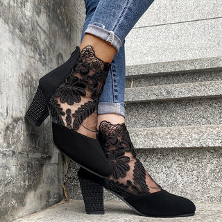 Nancy – Chic Lace Heeled Boots