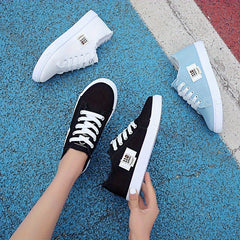 Anna – Timeless Low-Top Sneakers