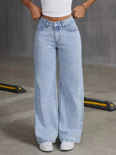 Anthea – Trendy High-Waisted Denim