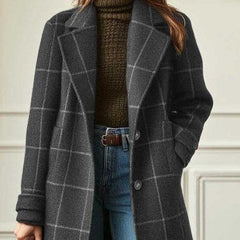 Velvara | Cappotto Elegante a Quadri in Lana
