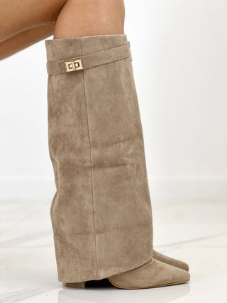 Arabella – Khaki Suede Boots