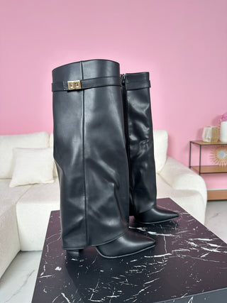 Serena – Black Leather Boots