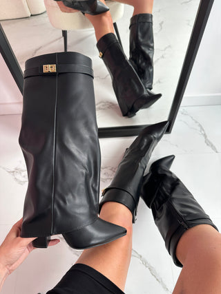 Serena – Black Leather Boots