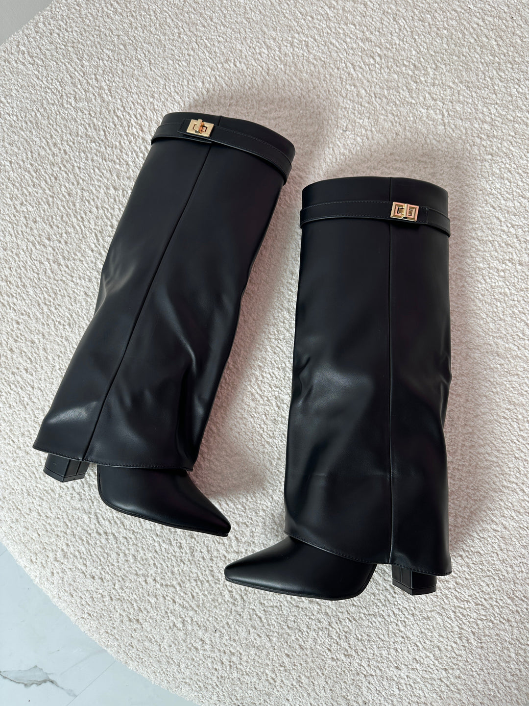 Serena – Black Leather Boots
