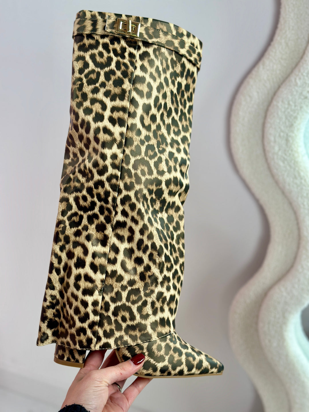 Sheena – Leopard Leather Boots