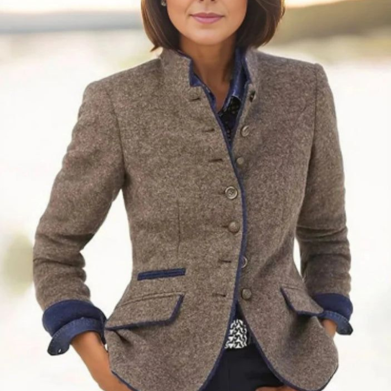 Josie – Classic Everyday Denim Jacket