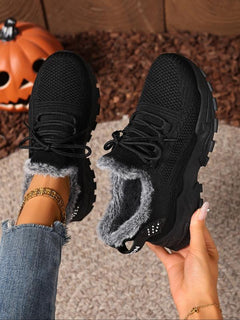 Cynthia – Comfortable Outdoor and Indoor Winter Boots