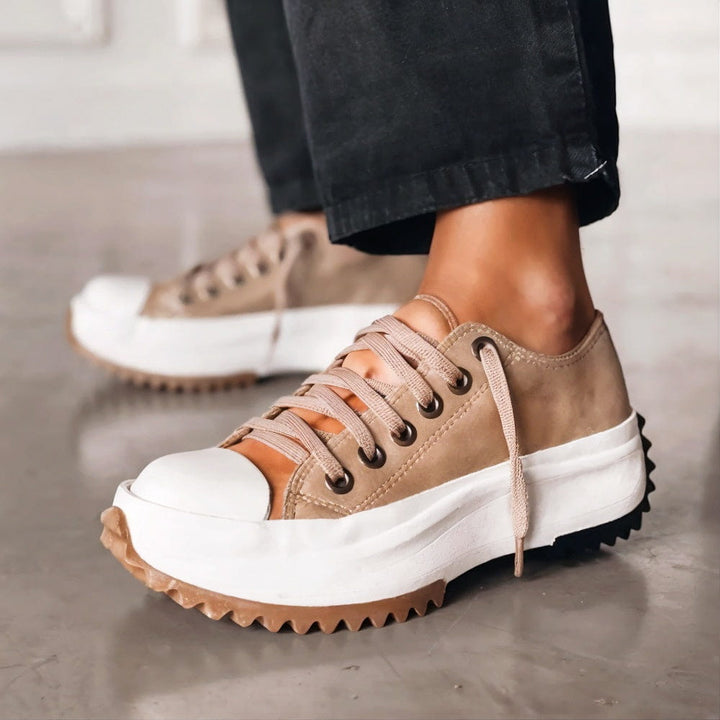 Angela – All-Day Comfort Sneakers