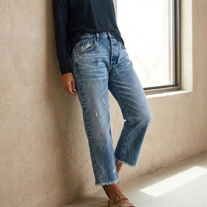 Betty – Retro Cropped Straight Jeans
