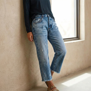 Betty – Retro Cropped Straight Jeans